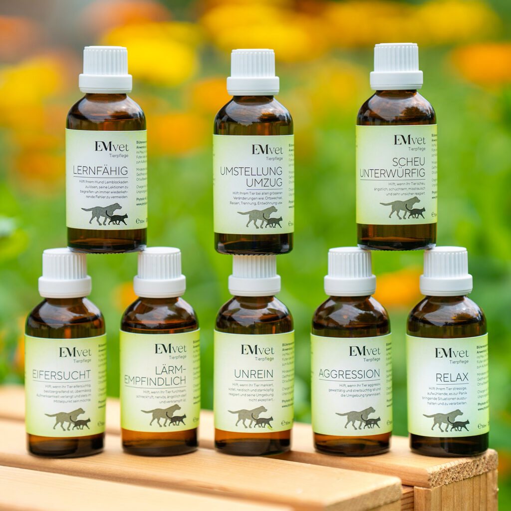 EMsana EMVet Bachblütenessenzen für Pferde und alle anderen Tierarten
